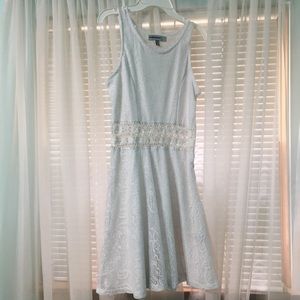 Women’s White Lace Dress